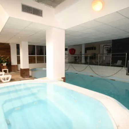 Le - Piscine 11 - Pour 4 Personnes Mae-8734 Gourette